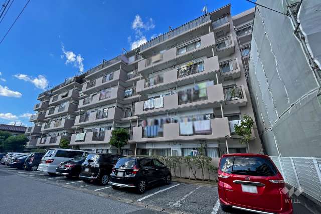 朝日プラザ川口前川の外観（南東側から）