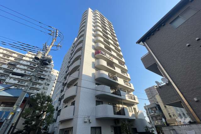 デュアルコート川口イーストビューの外観（南西側から）