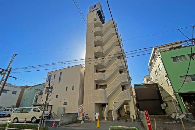 パールシティ町屋の外観（北西側から）