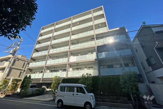 プレシス東日暮里リシェーナの外観（南東側から）