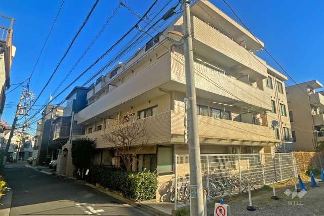 日神パレス新三河島の外観（南西側から）