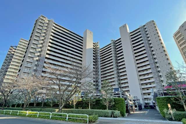 東京フロンティアシティアーバンフォートイーストブロックの外観（北西側から）