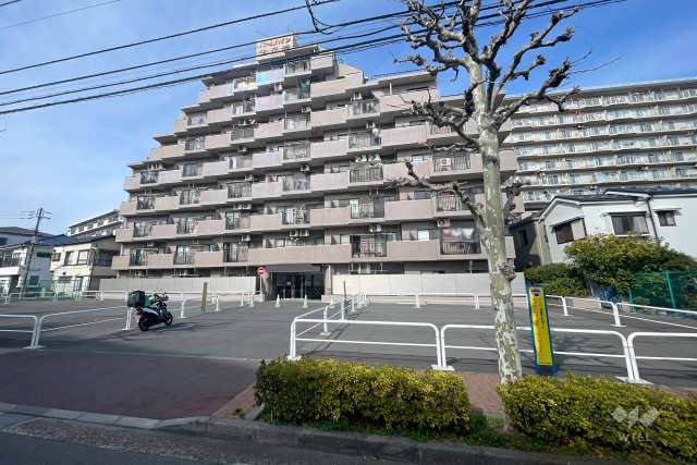 バームハイツ五反野の外観（南東側から）