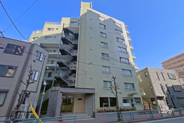 梅島コーポの外観（南西側から）