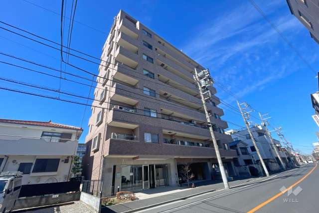 コンフォラス西新井の外観（南東側から）