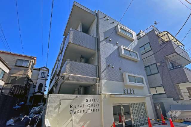 サンケイロイヤルコート竹の塚の外観（南西側から）