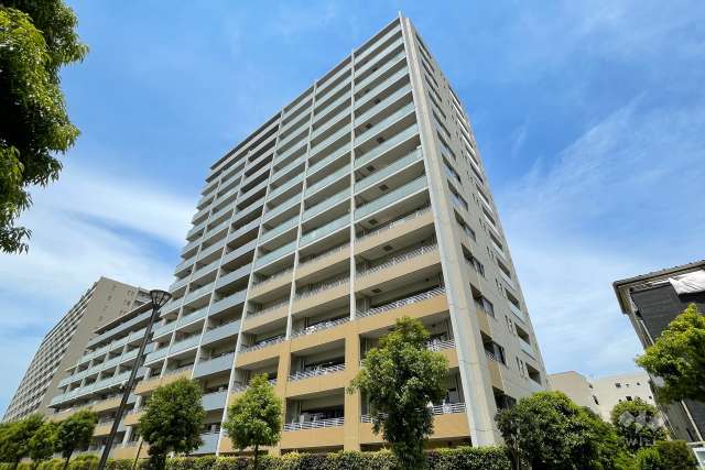 オーベルグランディオ千住大橋の外観（南東側から）