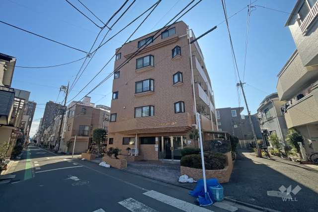 ライオンズマンション北千住第５の外観（北西側から）