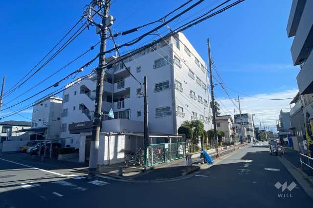 エンゼルハイム鹿浜の外観（北西側から）