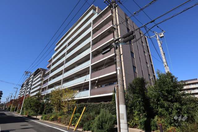 パークゲートメイツ西新井の外観(南東側から)