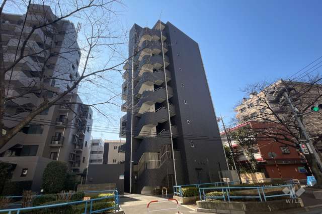 ミルーナヒルズエグラス梅島の外観（北東側から）