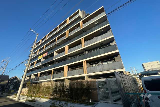 ワザック西新井大師西の外観（南東側から）