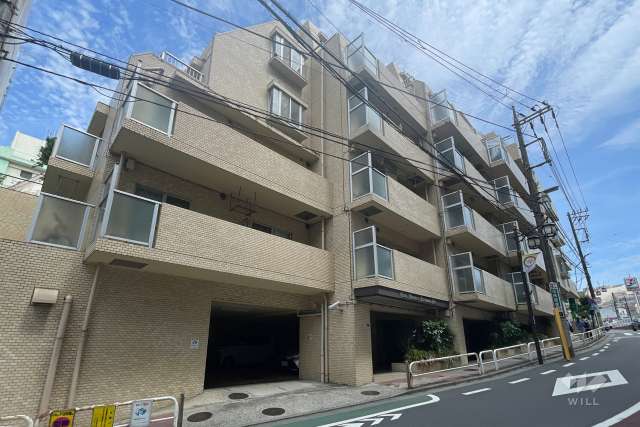 ライオンズマンション成増第３の外観（北西側から）　