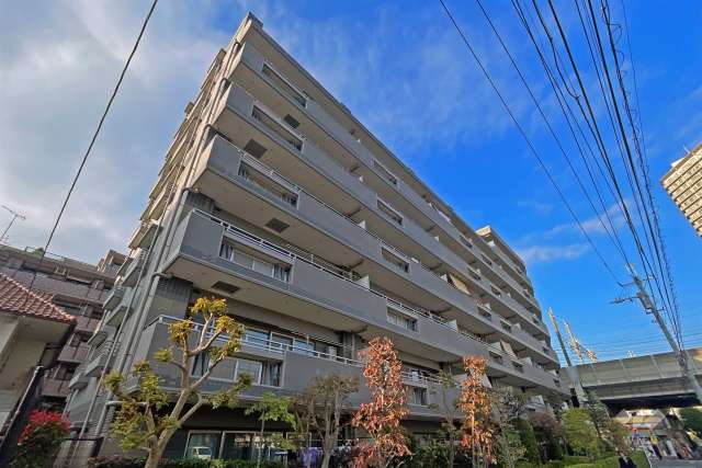 エコヴィレッジ浮間公園の外観（南東側から）