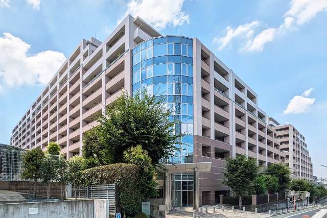 マナーズフォートスイートテラスの外観（南東側から）