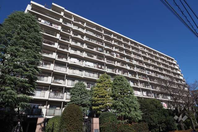 モアクレスト西台の外観（南西側から）