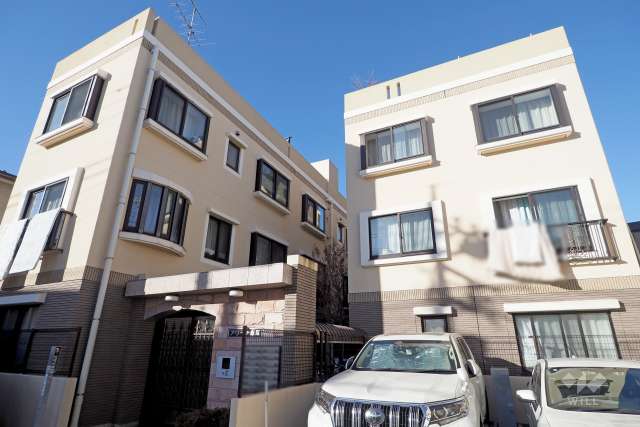 アリーナ赤塚の外観（南東側から）