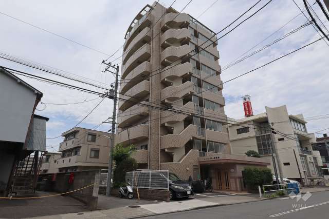 ローヤルシティ蓮根南の外観（北東側から）