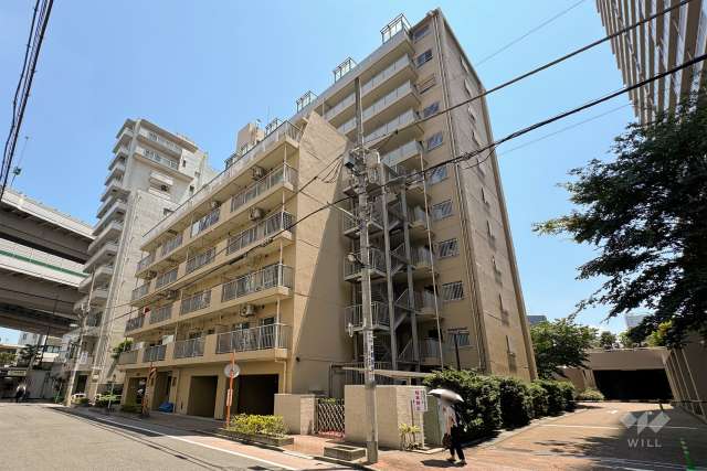 メゾン新板橋の外観（南西側から）