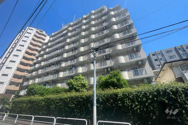 レジデンス大山の外観（南東側から）