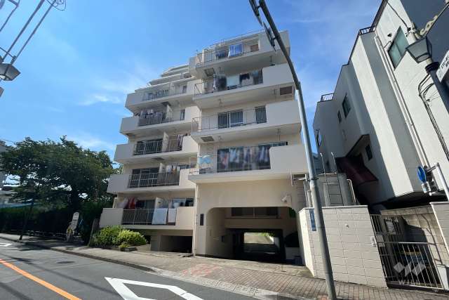 宮本37ハイツの外観（南東側から）