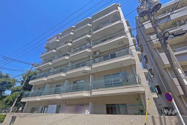 集成第2マンションの外観（南西側から）