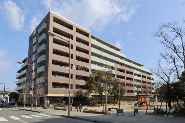 ザ・ガーデネスクシティブライト館の外観(南西側から)