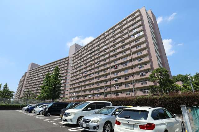 高島平第一住宅の外観（南東側から）