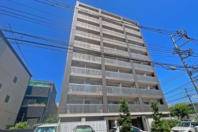 アゼスト高島平の外観（南東側から）