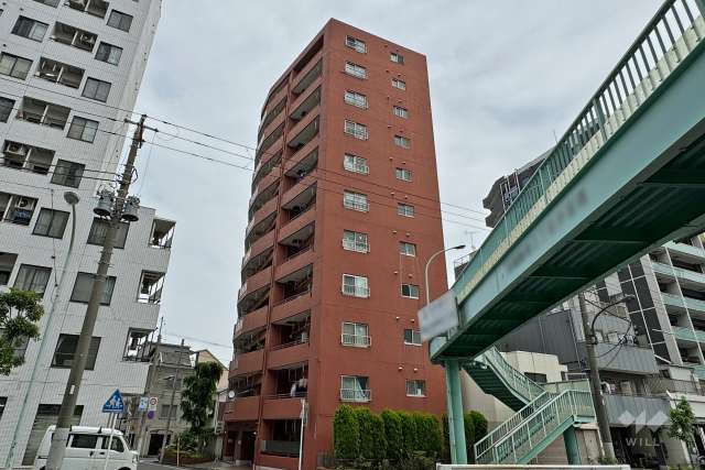 ライオンズマンション田端の外観（南西側から）
