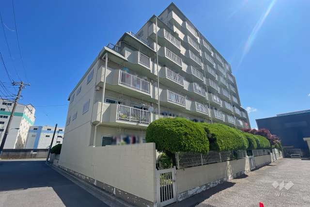 ハイネス赤羽の外観（南西側から）