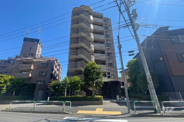 レクセルマンション赤羽の外観（北西側から）