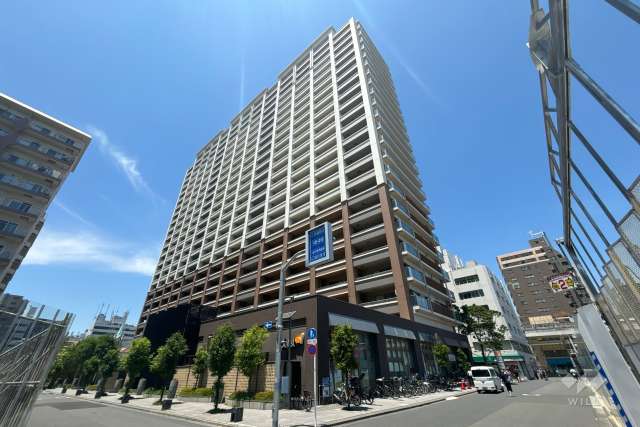 プラウドシティ赤羽の外観（南東側から）