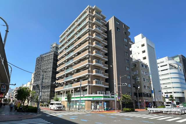 ジュヒロプラザ赤羽の外観（南側から）
