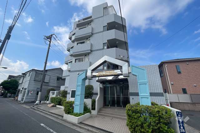 ホーユウコンフォルト飛鳥山東の外観（北側から）