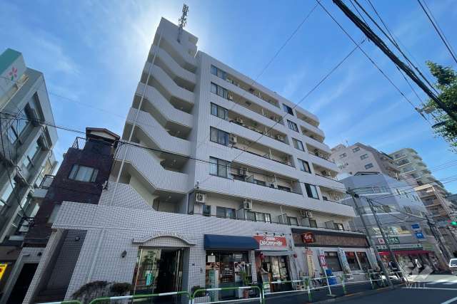 シティハイツ東十条の外観（南東側から）