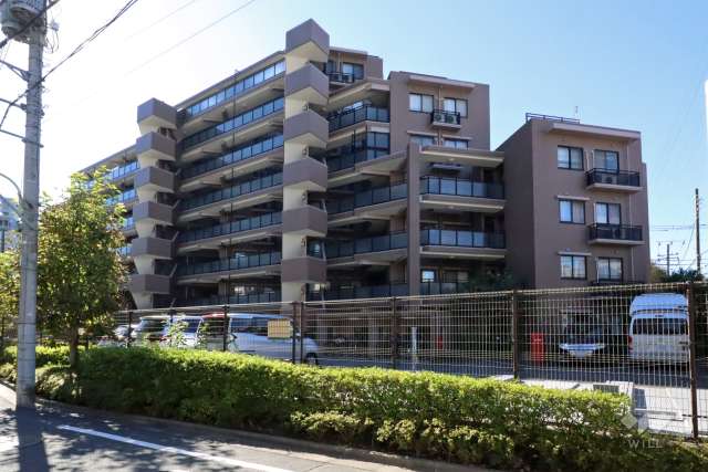 東急ドエルアルス多摩川イーストサイドの外観（北東側から）