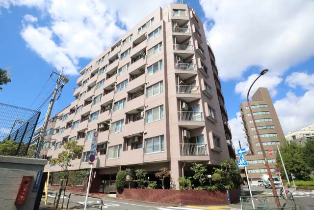 マンション西五反田の外観(南東側から)　