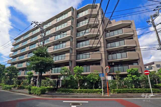 ライオンズマンション鹿島田ガーデンシティの外観(南東側から)