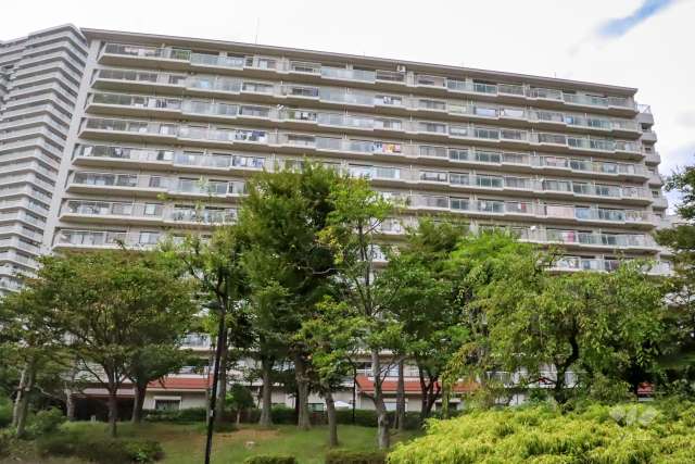 パークシティ新川崎東三番街F棟の外観(南西側から)