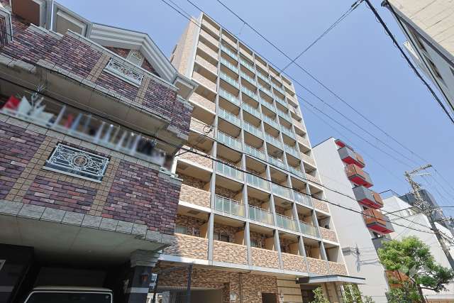 アスヴェル梅田WESTの外観（南西側から）