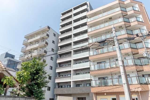 W-STYLE福島2ウィステリアの外観（南東側から）