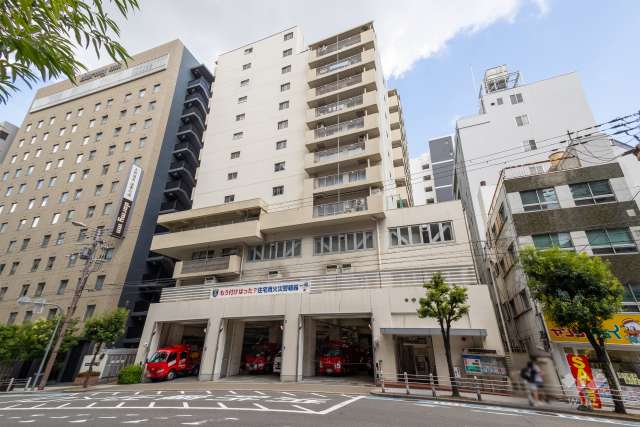 内本町コーポの外観（南東側から）