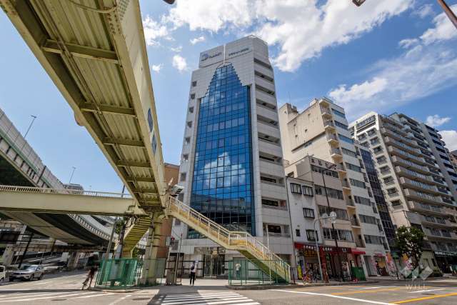 プラネット本町橋の外観（南東側から）