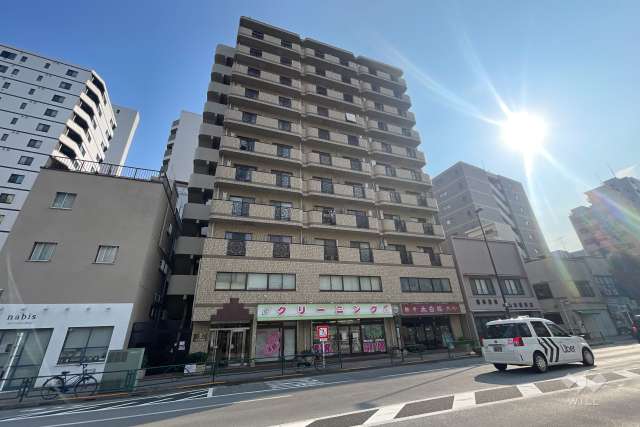 朝日蔵前プラザの外観（北東側から）