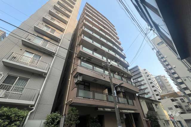 リーラ仲御徒町の外観（北西側から）