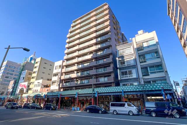 ファミール浅草一丁目の外観（南東側から）