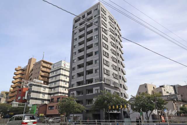 ハイネスクラウズ浅草の外観(南西側から)