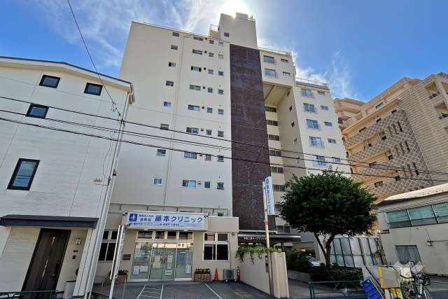 中銀上野パークマンシオンの外観（北側から）
