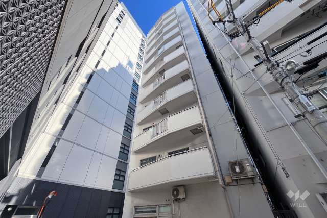 下谷第1サマリヤマンションの外観（南西側から）